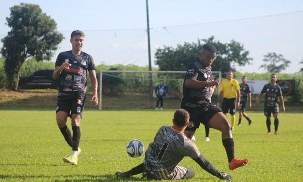 Martim vence fácil  na abertura do Rural